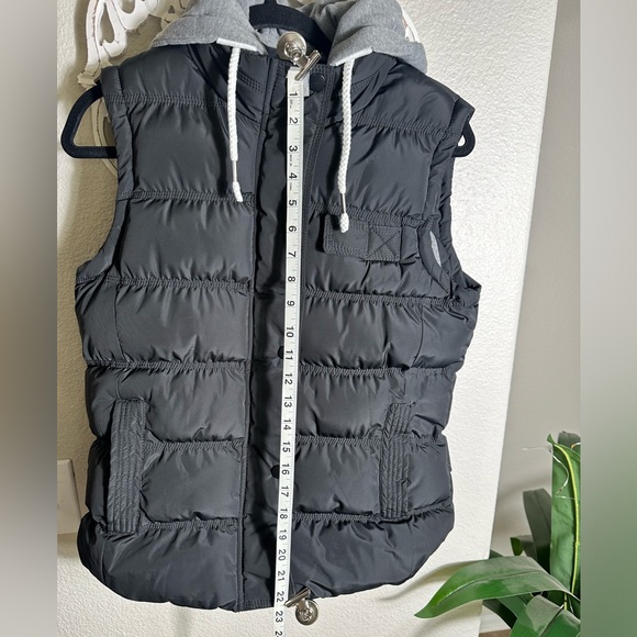 WOMENS WANTDO PUFFER VEST, WITH REMOVABLE HOOD - Picture 5 of 12
